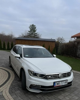Volkswagen Passat cena 77000 przebieg: 195191, rok produkcji 2016 z Grodków małe 301